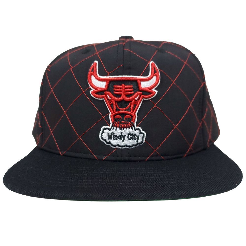 Chicago Bulls‎ Mitchell & Ness Snapback Cap Hat 3D Logo Quilted Stitch Black NWT